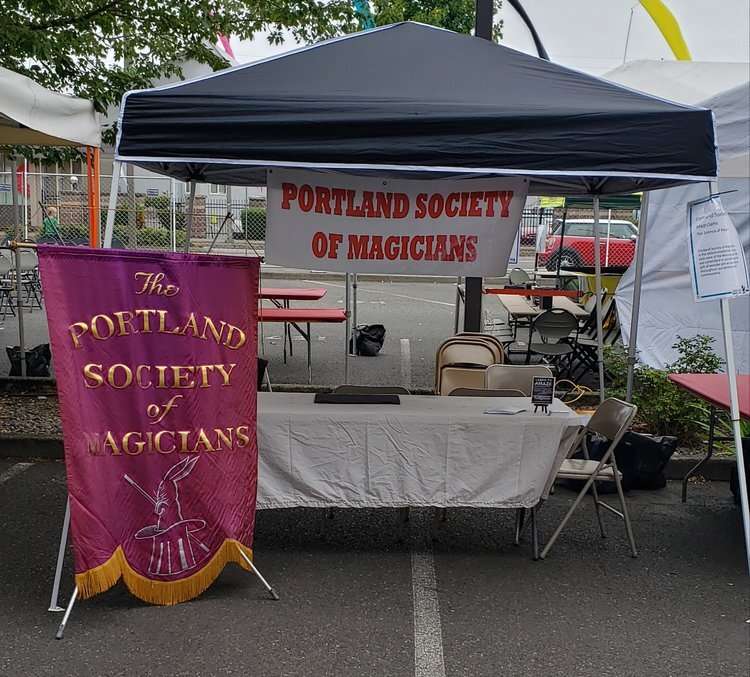 Vancouver Magic Circle 1 club booth photo portland society of magicians